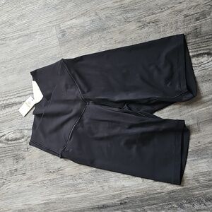 Aerie Black biker shorts